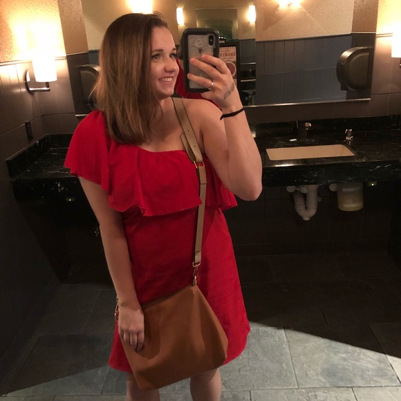 Meet your Posher, Joanna - Picture 4 of 5